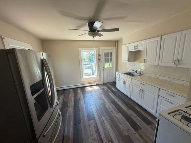 Photo - 826 Saint Marys Ave Unit 826