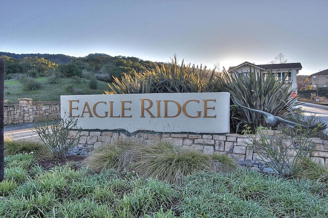 Photo - 2490 Muirfield Way