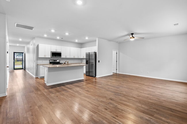 Photo - 301 Firewheel Ct