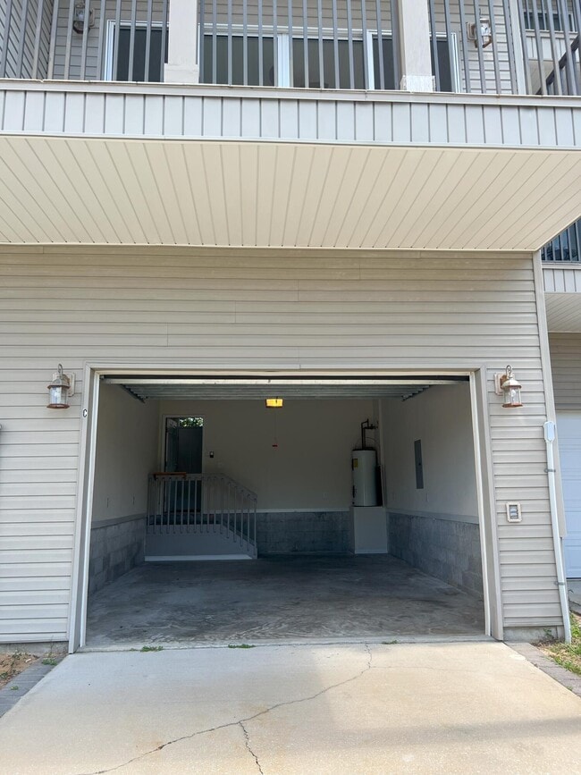 Photo - 1147 N Bayshore Dr