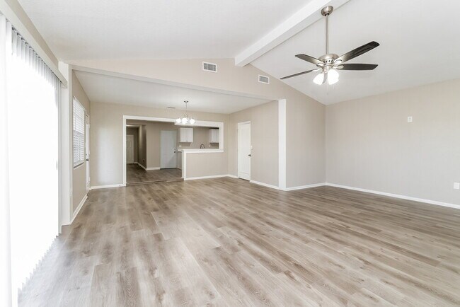 Photo - 1871 4th St SE