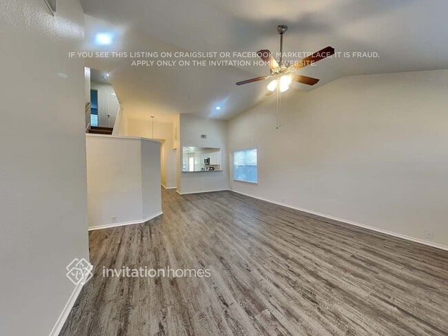 Photo - 3019 Antler Way