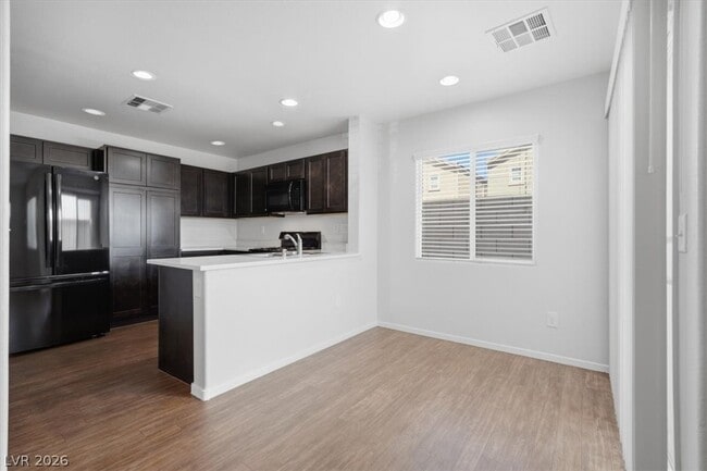 Photo - 4114 Sandy Breeze Ln