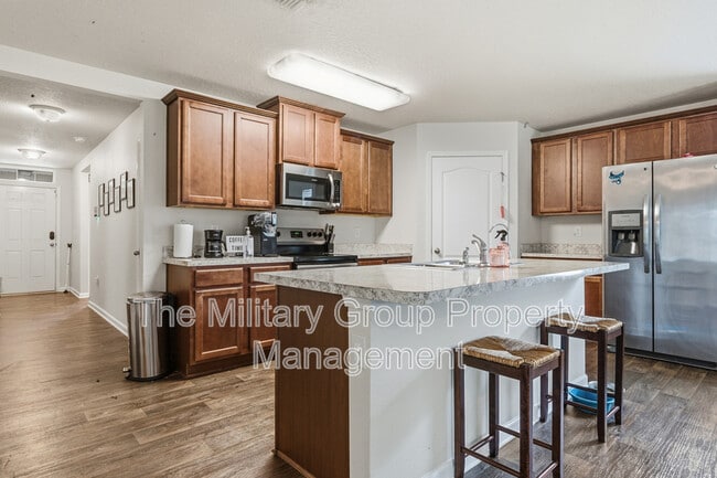 Photo - 3200 Rogers Ave