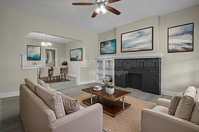 Photo - 1083 E 17th Ave