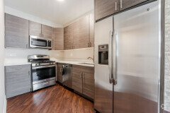Building Photo - 2230 N Sawyer Ave Rental
