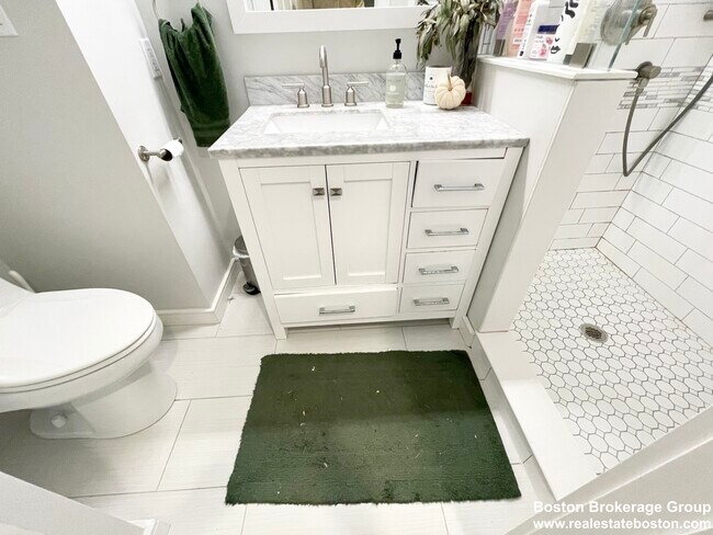 Photo - 36 Sheridan St Unit 1