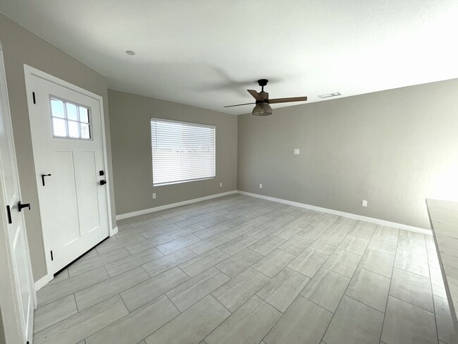 Photo - 21031 91st St Unidad #A