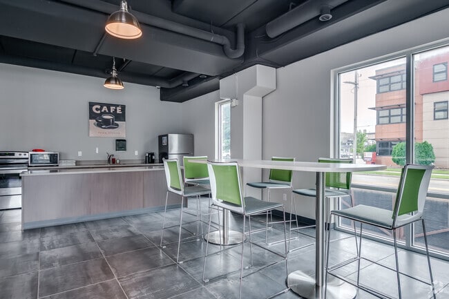 Community Room - 7Penn