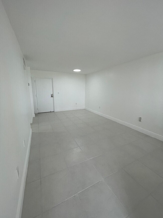 Photo - 9401 SW 4th St Unit #204