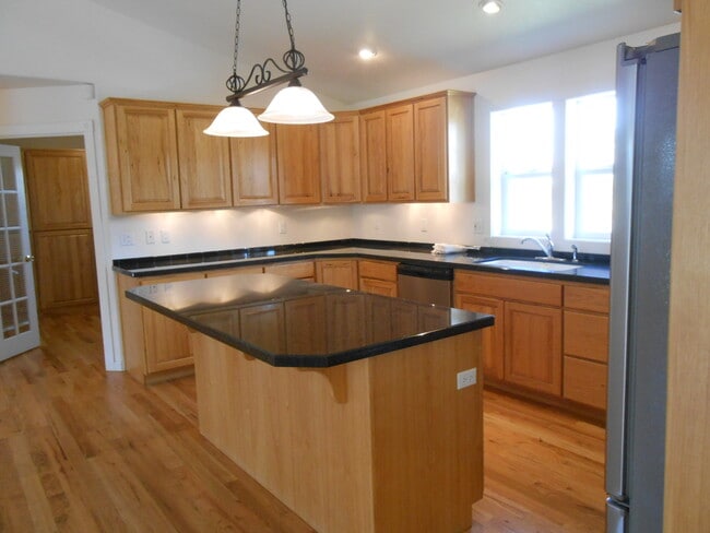 Photo - 62677 Hawkview Road