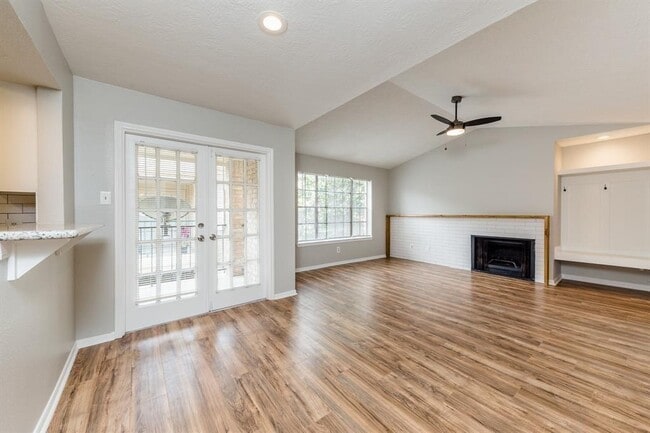 Photo - 14600 Fonmeadow Dr Unit 301