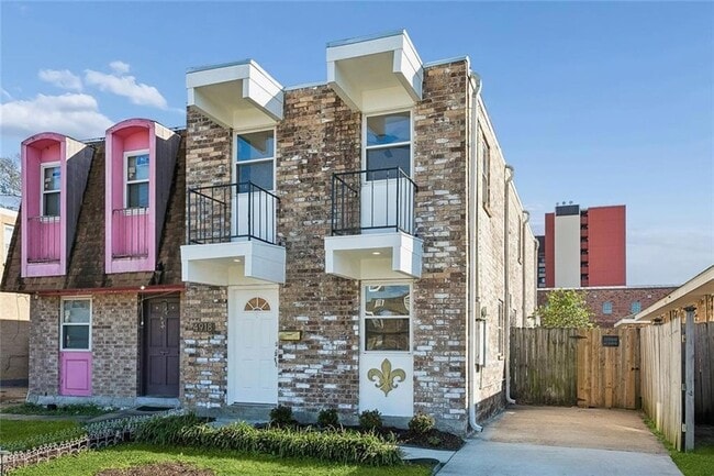 Building Photo - 4918 Wabash St Unit 4918