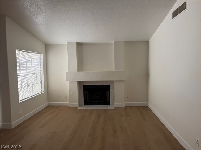 2324 Chapman Hill Dr