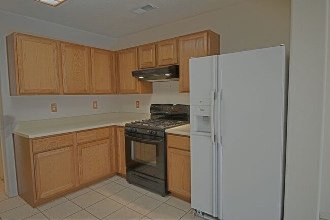 Photo - NE Heights Townhome Available For Move In