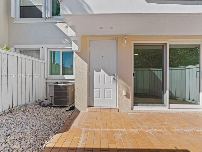 Photo - 4560 SW 68th Ct Cir Unit 61-9