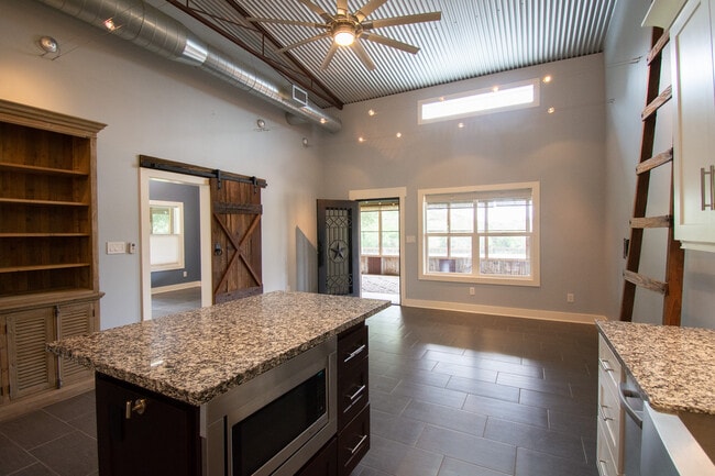 Photo - 16978 Tranquil Ln Casa