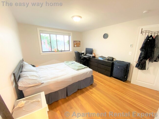 Photo - 134 Summer St Unidad #37