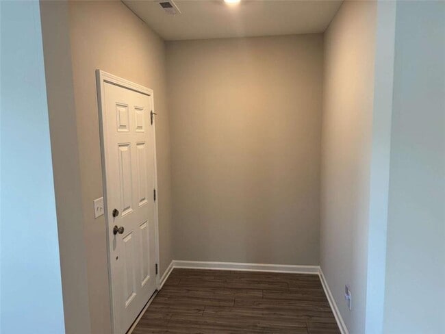 Photo - 312 Grey Falcon Ave