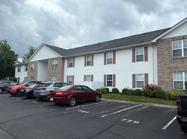 Milcrest Commons - Milcrest Commons Condo Unit 779