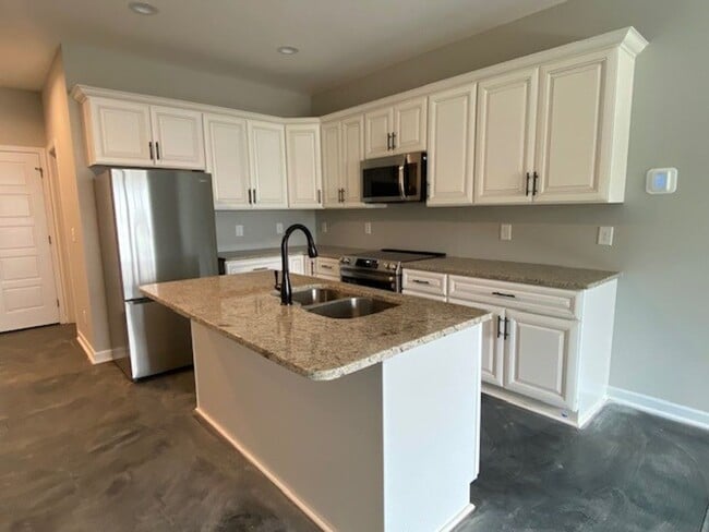 Photo - SINGLE-FAMILY HOME - WATERTOWN, TN