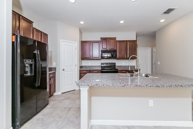 Photo - 10009 Rose Petal Pl