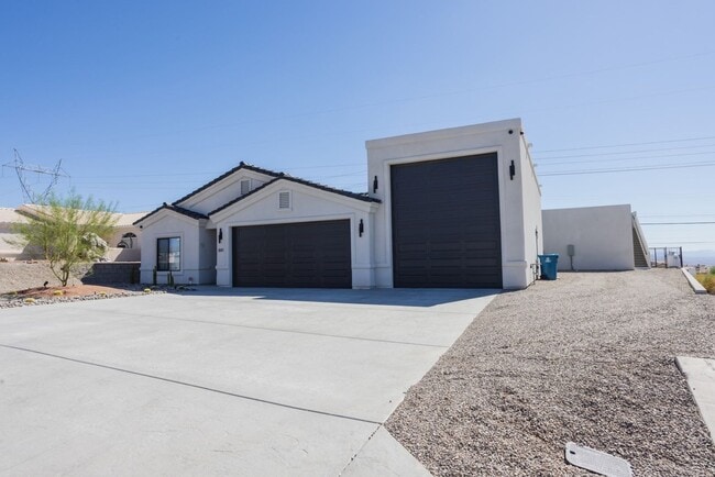 Photo - VR - 881 Pueblo Dr