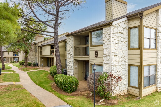 Polo Club Apartments