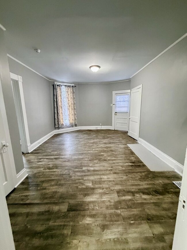 Photo - 511 S Broadway St Unidad B