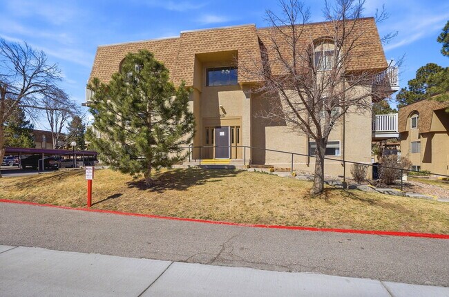 Photo - $1,395.95 - 1 Bed, 1 Bath Condo in Denver with Outdoor Patio Space Unit 107