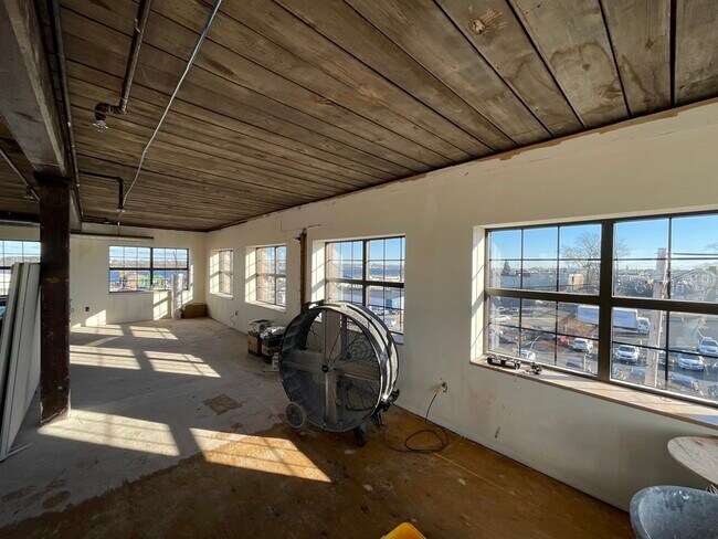 Photo - 756-758 Eddy St Unit T