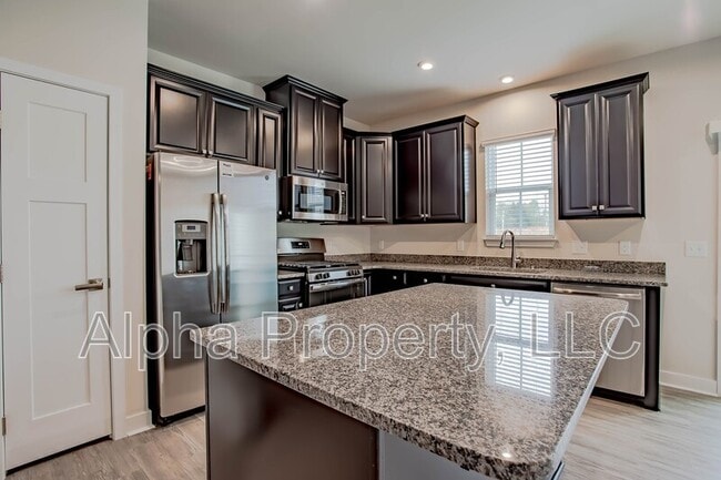 Photo - 219 Clearwood Dr