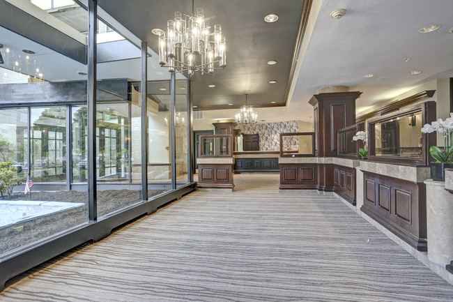 Lobby - Towne House Apartments