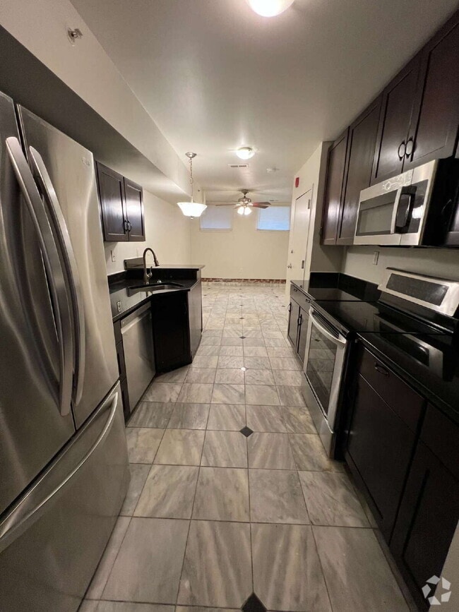 Building Photo - 1BD/1BA Cozy Baltimore Condo Unit C-1