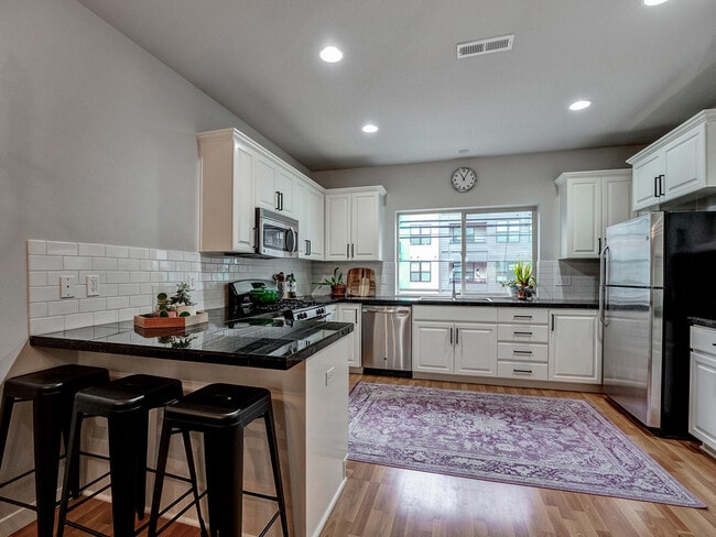 Photo - 8918 SW Elena Ln