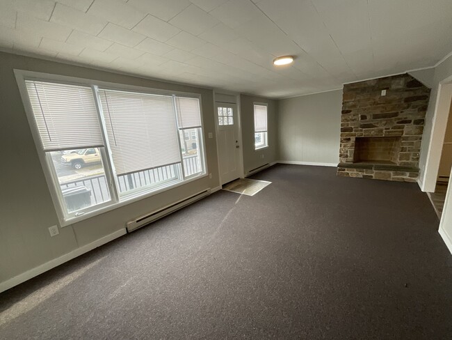 Photo - 218 N Pitt St