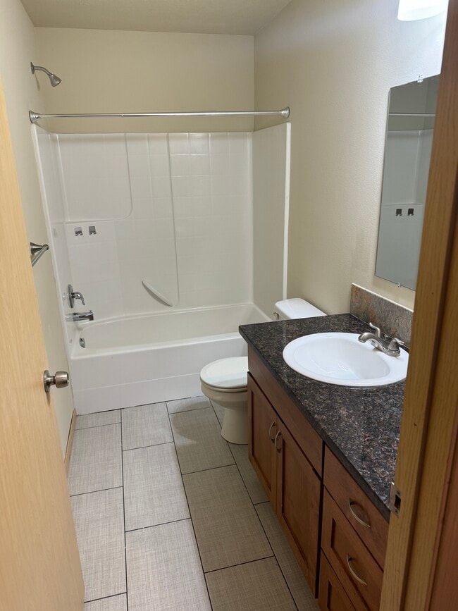 Photo - 417 W Ivanhoe Rd
