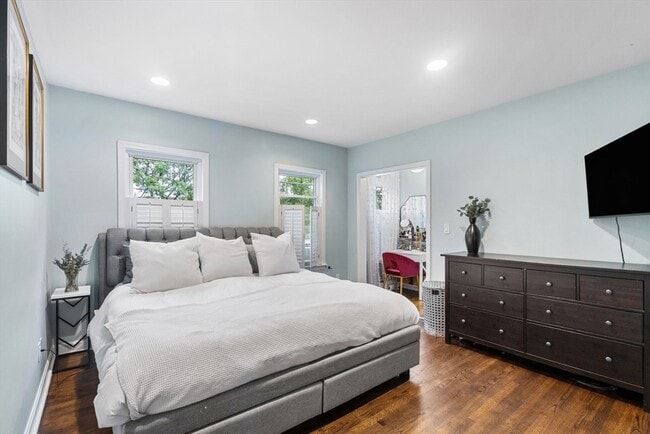 Photo - 12 Mystic St Unit 3