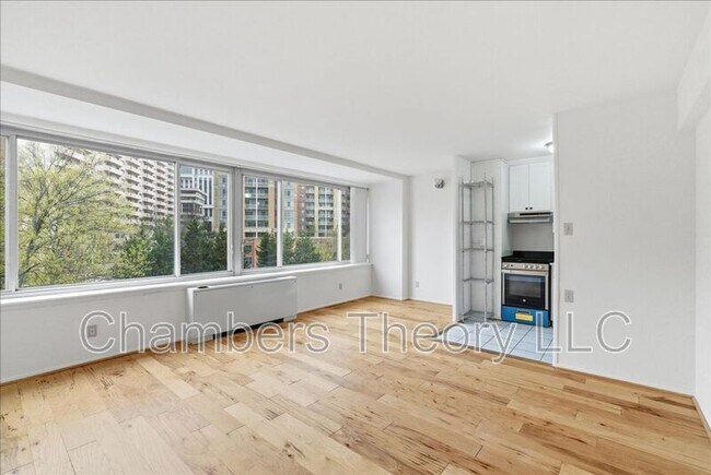 Photo - 1210 N Taft St Unit #709