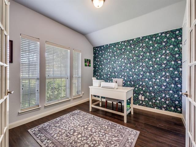 Photo - 3709 Spring Run Ln