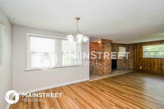 Photo - 2329 Burgoyne Ct