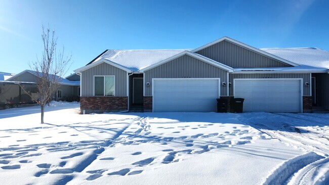 Building Photo - 1256 Midway Ave Rental