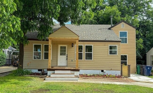 Building Photo - 1212 NW 48th St Rental