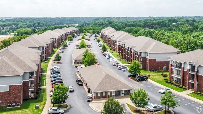 Photo - Foothills Apartments