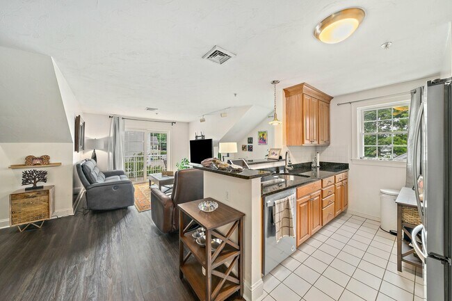 Photo - 24 Wall St Unit E