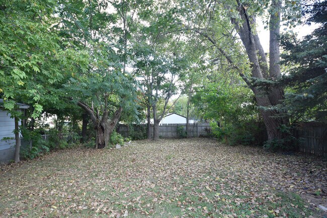 Photo - 5716 N 63rd St