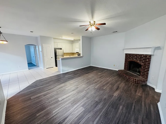 Photo - 5728 Swords Dr