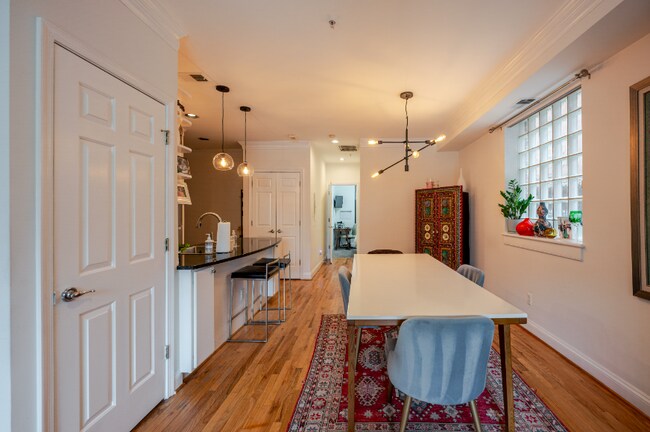 Photo - 2801 Connecticut Ave NW Unidad #16