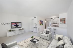 Photo - 10820 SW 88th St Unidad S3 Rental