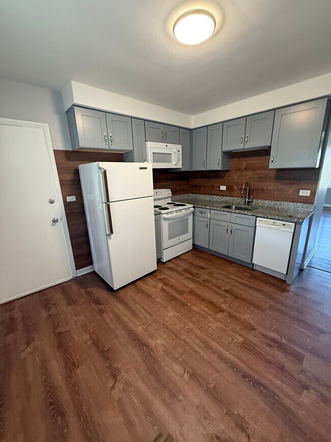 Photo - 10351 Chaucer St Unit 2S